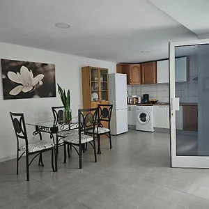 https://el-caramelito-3.in-canary-islands.com